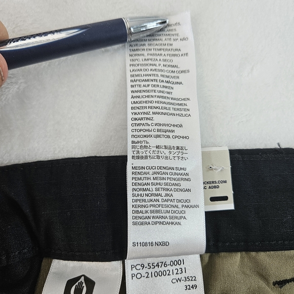 Dockers Men's Cargo Shorts Smart 360 Tech Dark Blue Men's Size 42 New Wi… - Picture 5 of 16